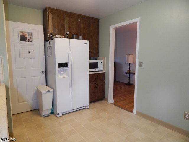 10 Lewis Rd, Montvale Boro, NJ 07645
