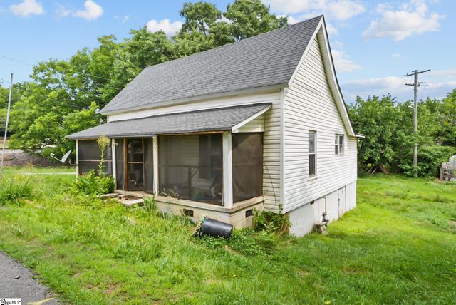 4 Adger Street, Pelzer, SC 29669