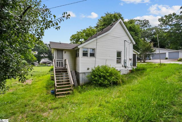 4 Adger Street, Pelzer, SC 29669