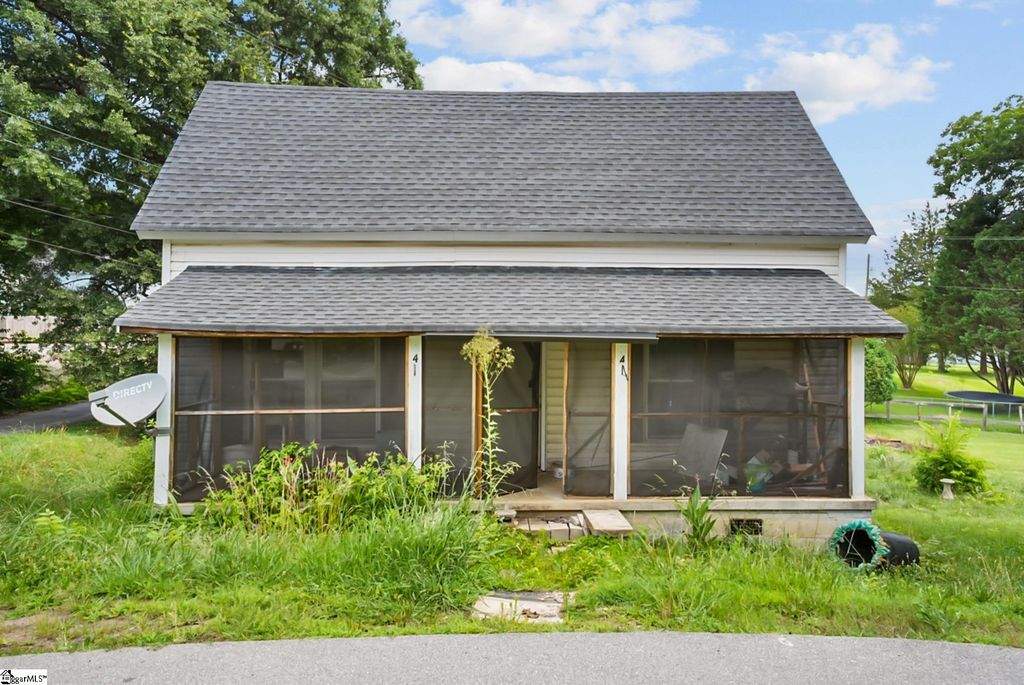 4 Adger Street, Pelzer, SC 29669