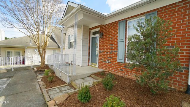 41 Signet Drive, Durham, NC 27704