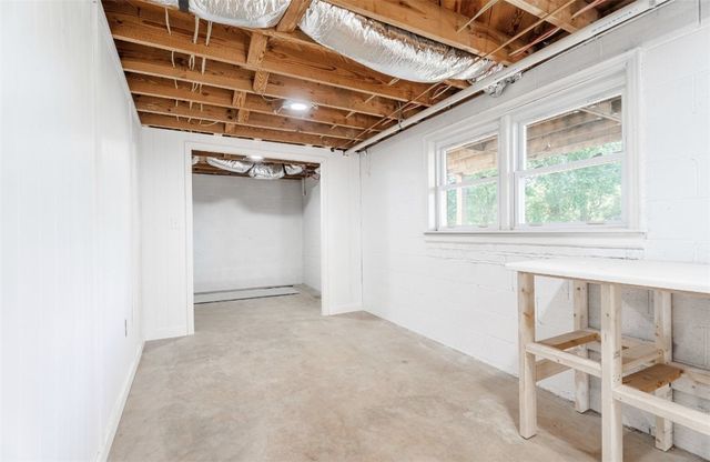 634 Middle Park Drive, Seneca, SC 29672