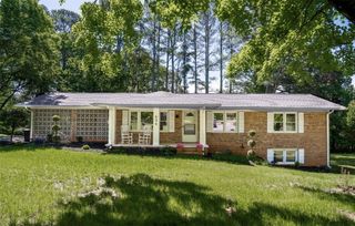 634 Middle Park Drive, Seneca, SC 29672