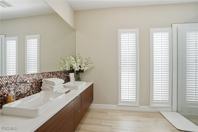 1815 Cape Coral PKWY W, Cape Coral, FL 33914