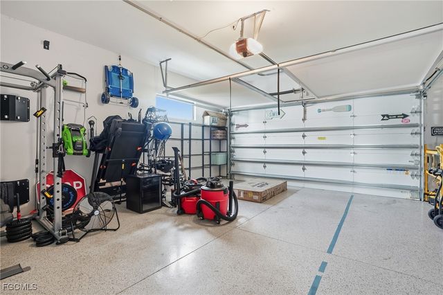 1815 Cape Coral PKWY W, Cape Coral, FL 33914