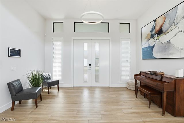 1815 Cape Coral PKWY W, Cape Coral, FL 33914