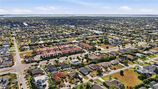 1815 Cape Coral PKWY W, Cape Coral, FL 33914