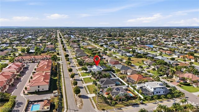 1815 Cape Coral PKWY W, Cape Coral, FL 33914