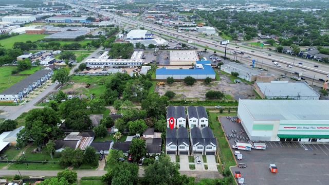 9433 Arledge Street, Houston, TX 77075