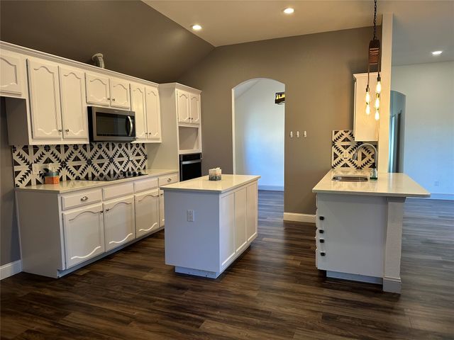 12621 Lillybrook Lane, Fort Worth, TX 76244