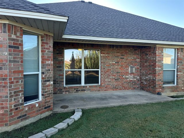 12621 Lillybrook Lane, Fort Worth, TX 76244