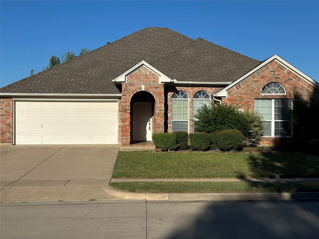 12621 Lillybrook Lane, Fort Worth, TX 76244