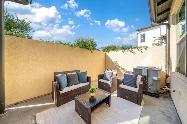 56 Bay Laurel, Irvine, CA 92620