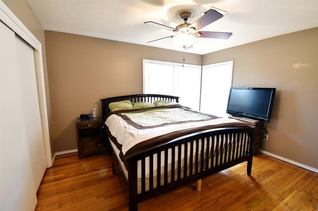 8510 Robindell Drive, Houston, TX 77074