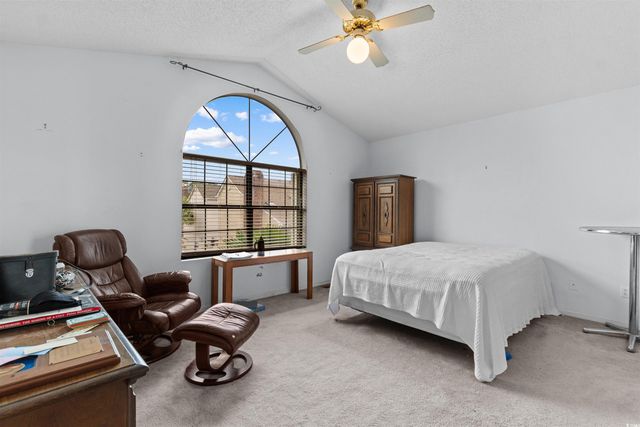 1004 Edge Dr., North Myrtle Beach, SC 29582