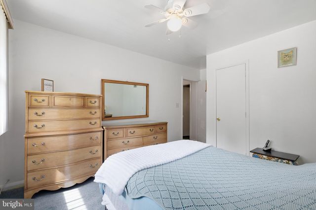 11 STURBRIDGE DR, Wilmington, DE 19810
