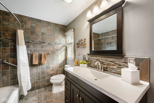 5233 Nob Lane, Indianapolis, IN 46226