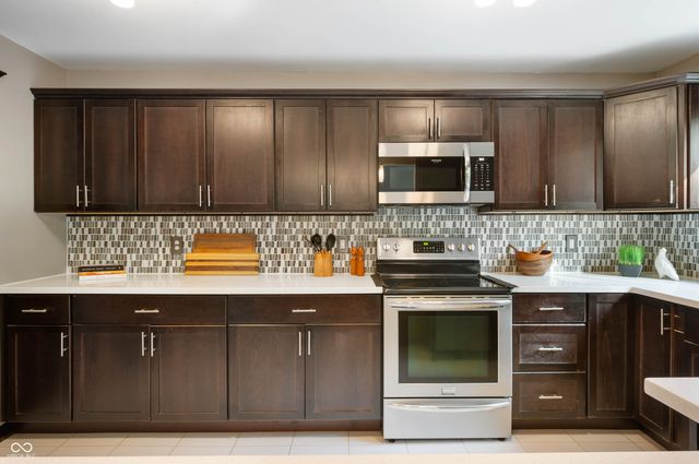 5233 Nob Lane, Indianapolis, IN 46226