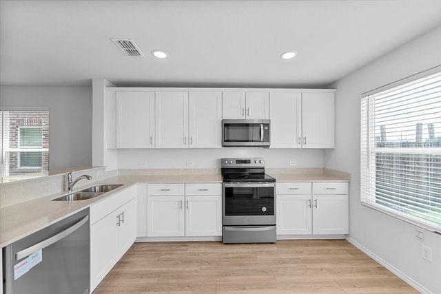 445 Grenada Lake Drive, Princeton, TX 75407