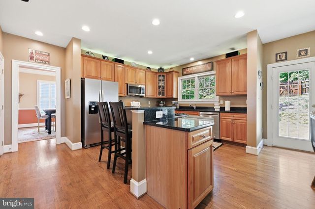 9619 WOODLAND RD, New Market, MD 21774