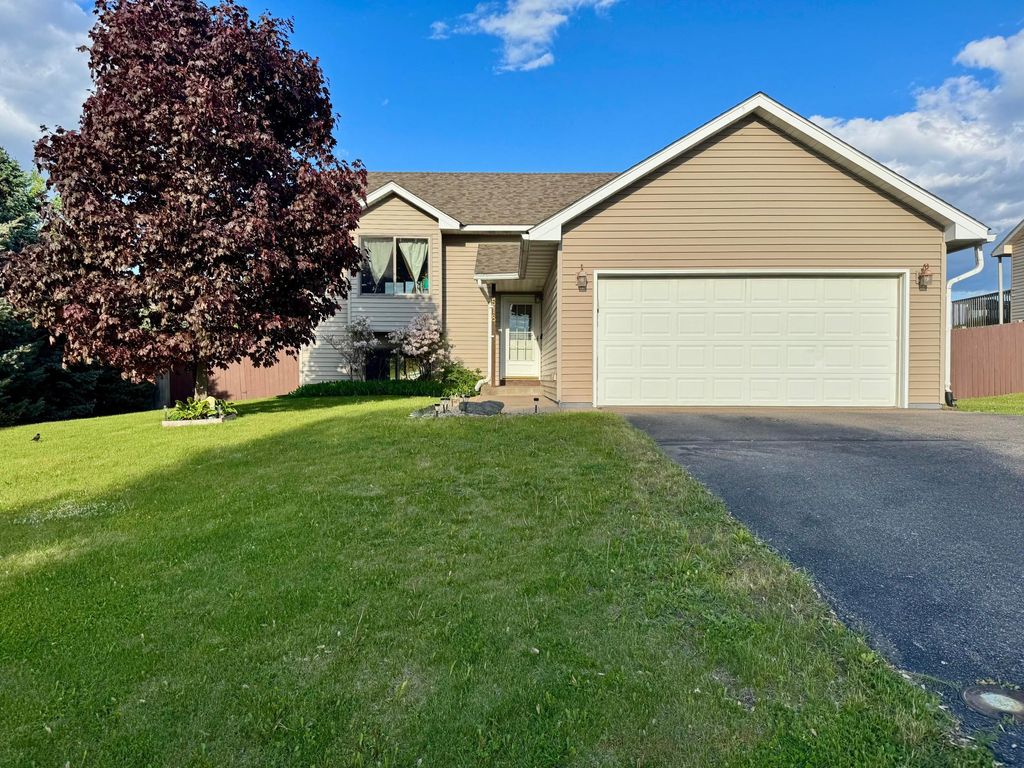 518 Mackenzie Street, Somerset, WI 54025