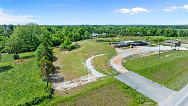 16731 Highway 62, Garfield, AR 72732