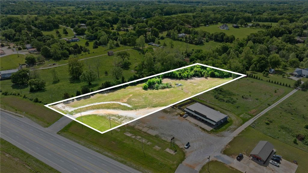 16731 Highway 62, Garfield, AR 72732