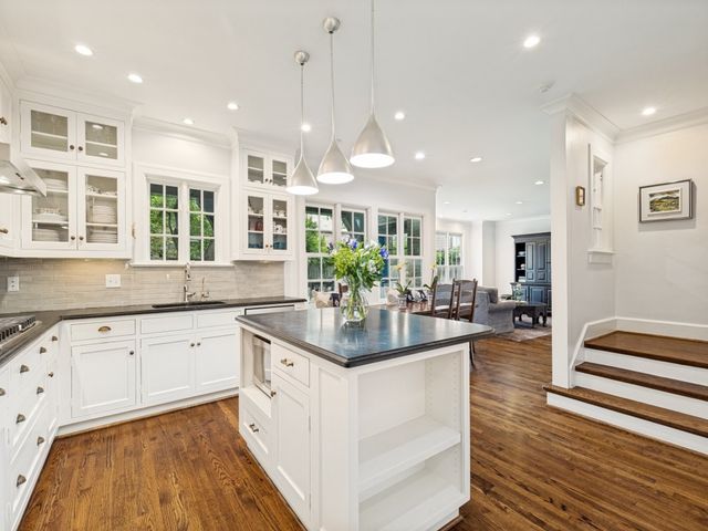 4352 Livingston Avenue, Highland Park, TX 75205