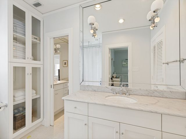 4352 Livingston Avenue, Highland Park, TX 75205
