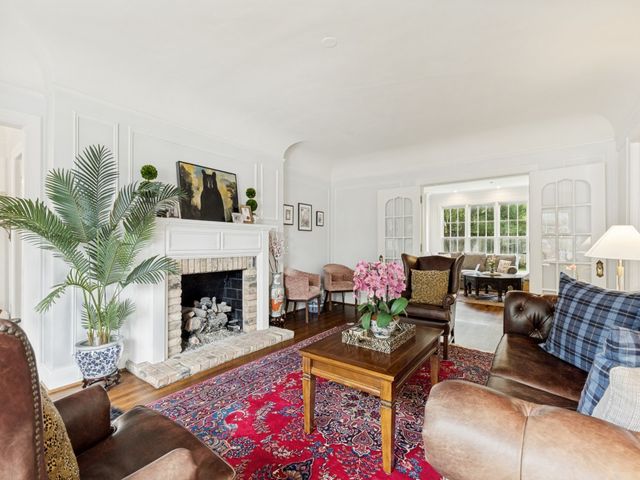 4352 Livingston Avenue, Highland Park, TX 75205
