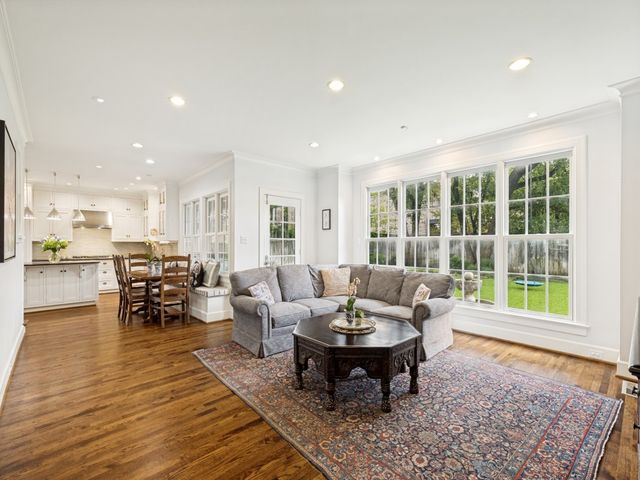 4352 Livingston Avenue, Highland Park, TX 75205