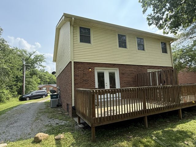 615 Moody Ct Apt A, Lebanon, TN 37087