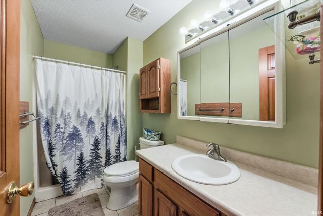 3716 Winding River Court, Fort Wayne, IN 46818