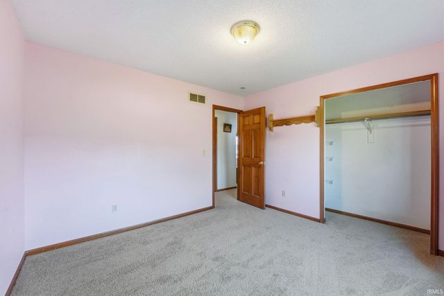 3716 Winding River Court, Fort Wayne, IN 46818