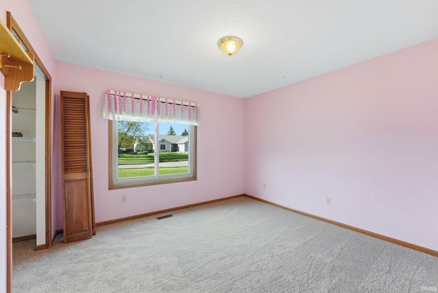 3716 Winding River Court, Fort Wayne, IN 46818