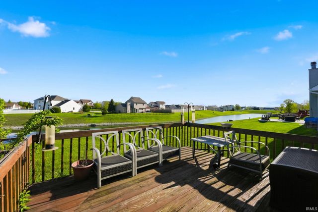 3716 Winding River Court, Fort Wayne, IN 46818