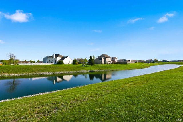 3716 Winding River Court, Fort Wayne, IN 46818