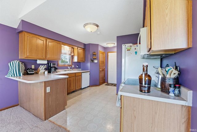 3716 Winding River Court, Fort Wayne, IN 46818