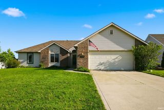 3716 Winding River Court, Fort Wayne, IN 46818