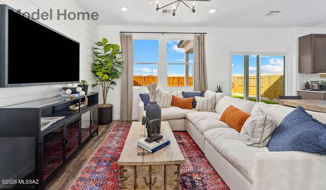 6676 S Sundance Kid Avenue, Tucson, AZ 85746