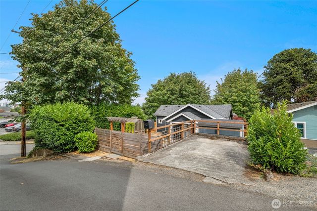 3602 Wetmore Avenue, Everett, WA 98201
