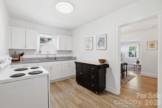 3748 The Plaza, Charlotte, NC 28205