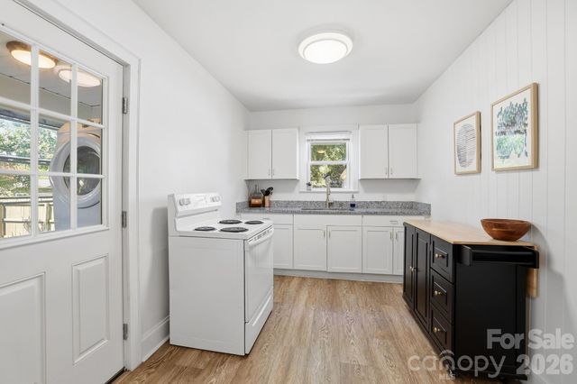 3748 The Plaza, Charlotte, NC 28205