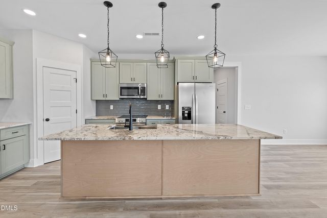 4501 Fairhaven Drive W, Wilson, NC 27893