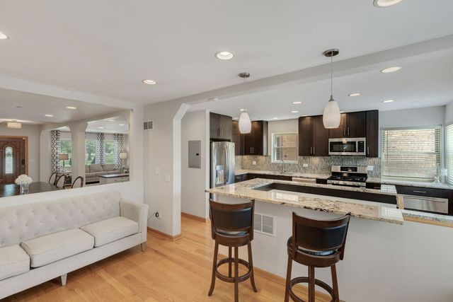 8013 W Irving Park Road, Chicago, IL 60634