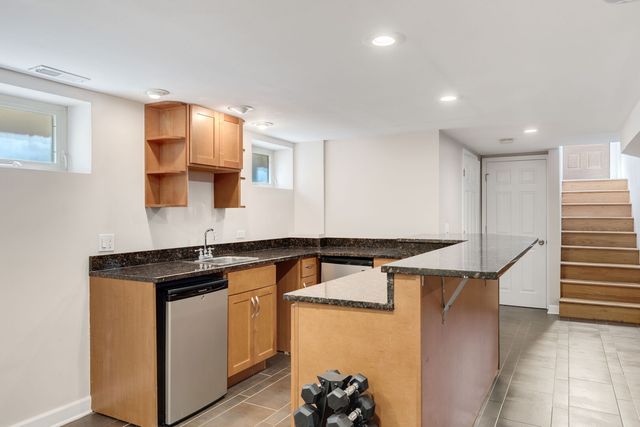 8013 W Irving Park Road, Chicago, IL 60634