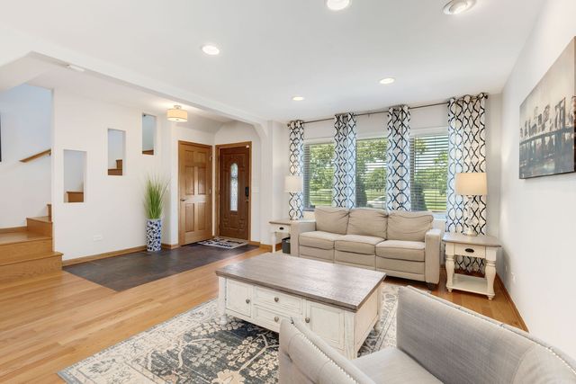 8013 W Irving Park Road, Chicago, IL 60634