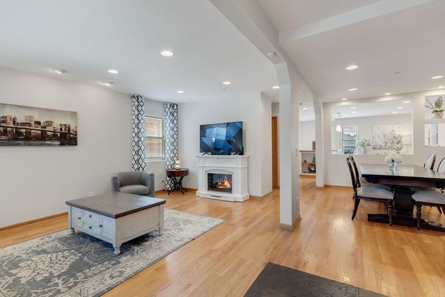 8013 W Irving Park Road, Chicago, IL 60634