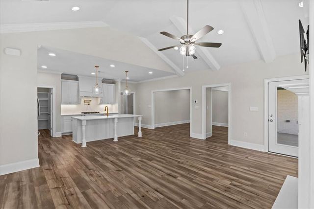 602 Charleston Mills Drive, Midland City, AL 36350