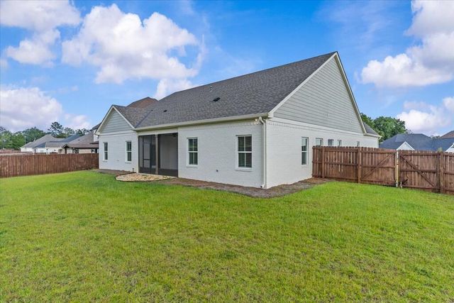 602 Charleston Mills Drive, Midland City, AL 36350